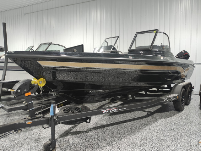 2018 YarCraft 2095 BTX 200 Mercury Taber Alberta